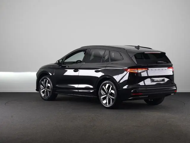 Škoda Enyaq 60 Sportline 204pk | Panoramadak | 20 inch | Sportstoelen | Adaptive Cruise | Blind Spot