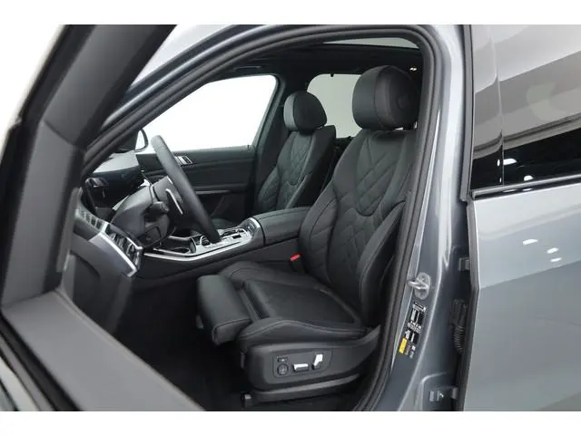 BMW X5 xDrive50e | Rijklaar! | Elek. trekhaak | Stoel+stuurverw.| Pano | HUD | Luchtvering | 360*+PD...