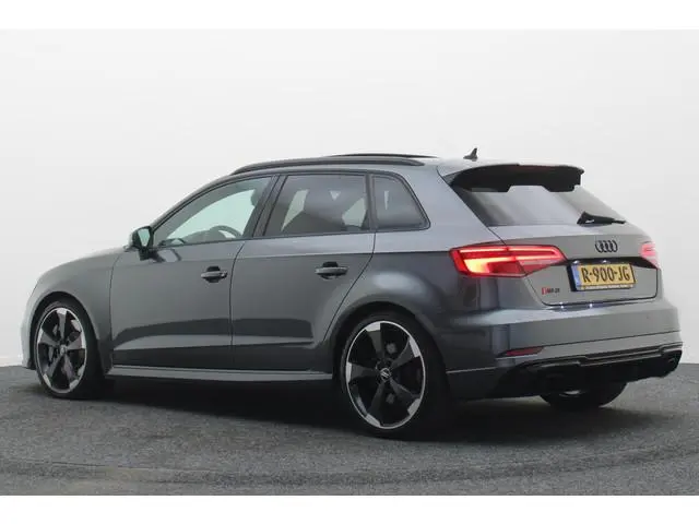 Audi RS3 Sportback 2.5 TFSI Quattro Panoramadak, Virtual Cokcpit, Leer, ACC, B&O, Apple CarPlay, Cam...