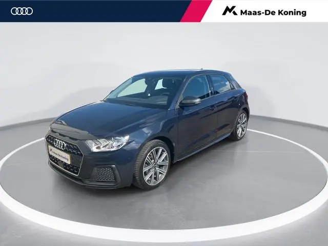 Audi A1 Sportback 25 TFSI 95pk epic · Apple/Android Car Play · Clima · Parkeersensoren · 17'' Velgen...