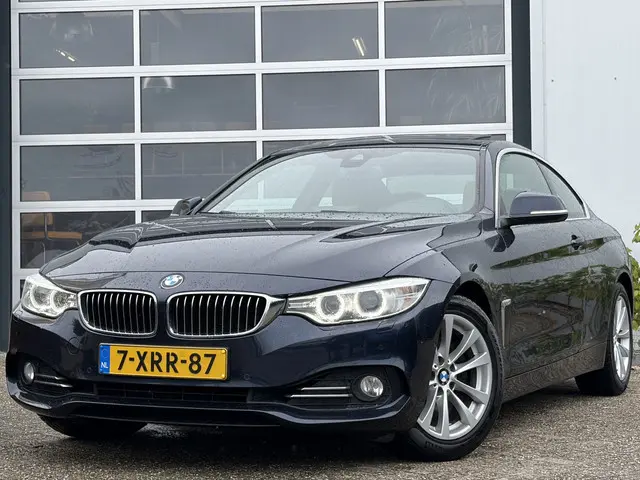 BMW 4-serie Coupé 428i High Executive 245pk | Achteruitrijcamera | Bi-xenon koplampen | Cruise contr...