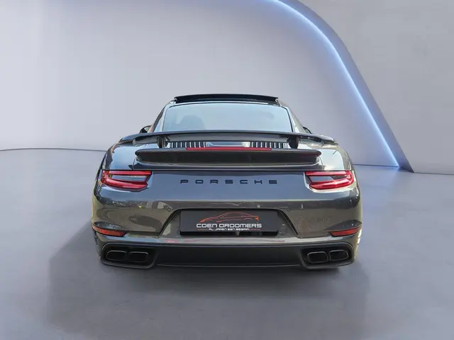 Porsche 911 3.8 Turbo S /Keramische remmen/Burmester/Adapt. Cruise Contr./PASM/Stoelverkoeling/Parke...