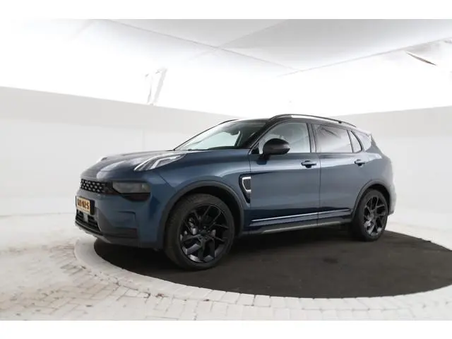 Lynk & Co 01 1.5 zwarte hemel!