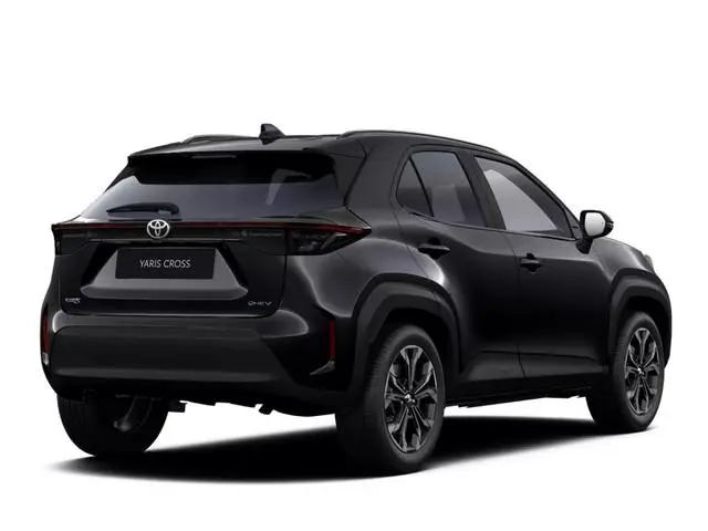 Toyota Yaris Cross 1.5 Hybrid 130 First Edition, VERWACHT, Nieuw en in november leverbaar met €2.500...