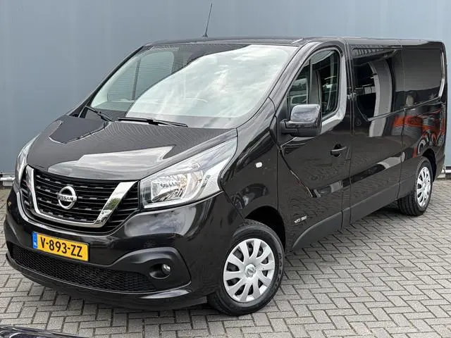 Nissan NV300
