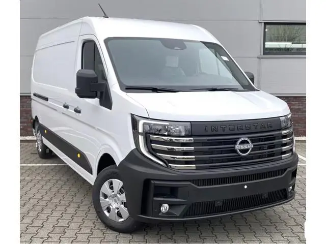 Nissan Interstar