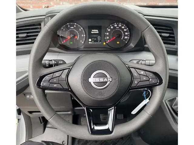 Nissan Interstar