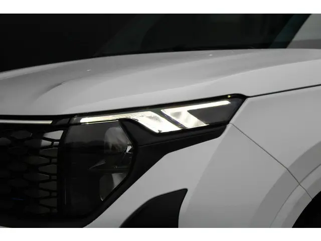 Ford E-Transit Courier