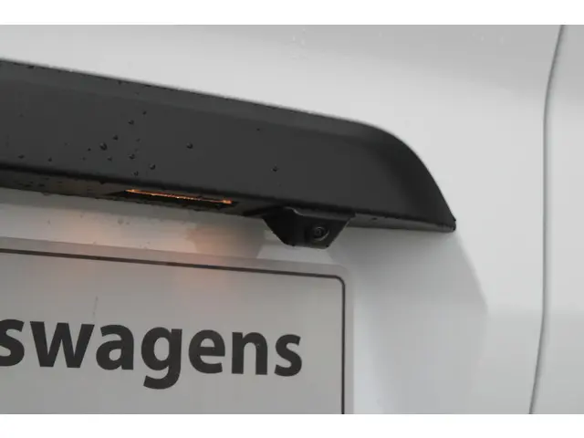 Ford E-Transit Courier