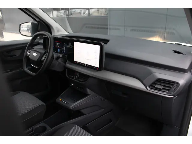 Ford E-Transit Courier