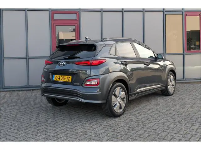 Hyundai Kona EV Premium 64kWh SOH 95% Warmtepomp