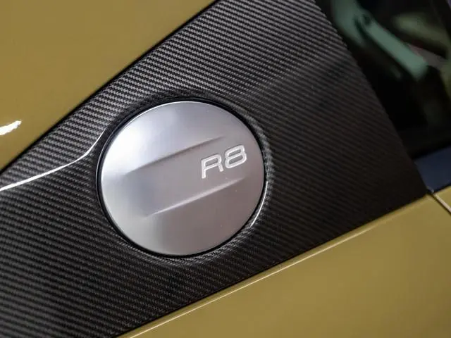 Audi R8