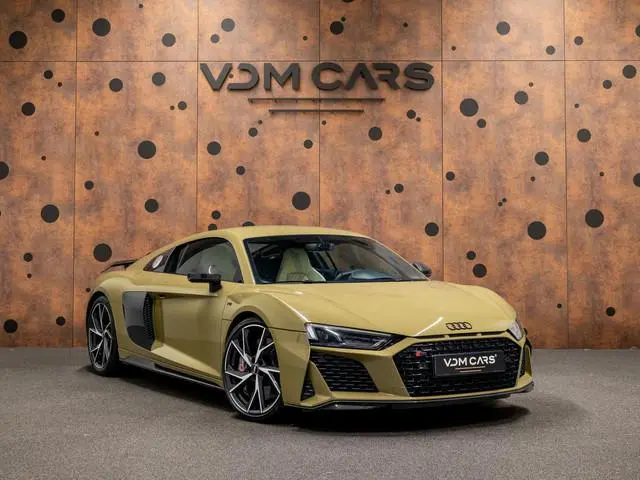 Audi R8