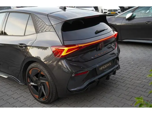Cupra Born