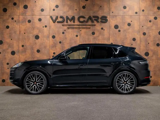 Porsche Cayenne 3.0 E-Hybrid Black Edition | PPF | Achterasbest. | Trekhaak | SportDesign | 18-weg |...