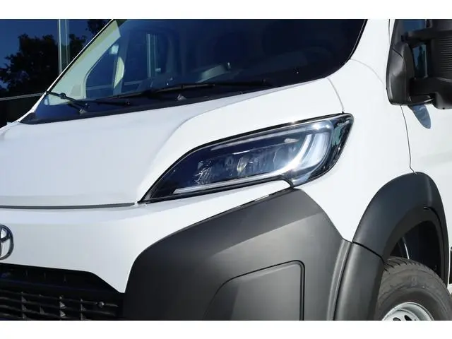 Toyota PROACE Max Electric 3.5t L3H2 Navigator Heavy 110 kWh | 2.400kg trekgew. | Navi | Camera | Ad...