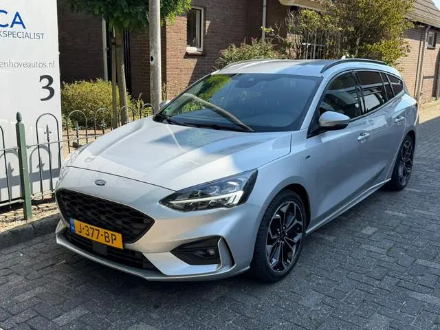 Ford Focus Wagon 1.0 EcoBoost ST Line Business