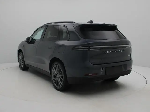Leapmotor C10 Design REEV 28.4 kWh | VOORRAAD VOORDEEL | VAN € 42.350,- VOOR € 38.850,-