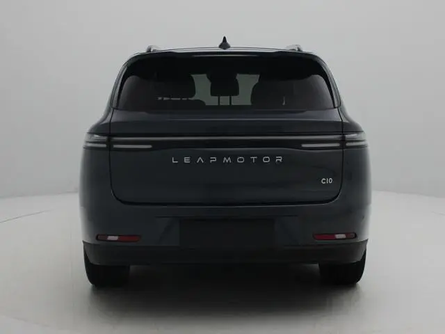 Leapmotor C10