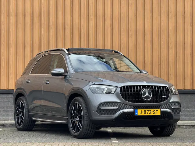 Mercedes-Benz GLE-klasse 450 4MATIC Premium Plus | 367 PK! | Panoramadak | Elektrische Stoelen + Geh...