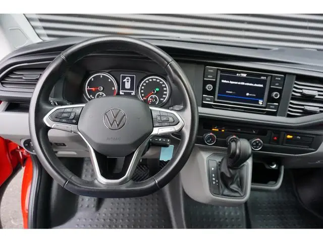 Volkswagen Transporter 150PK Automaat L2H1 Apple Carplay Camera Cruise PDC Standkachel Stoelverwarmi...