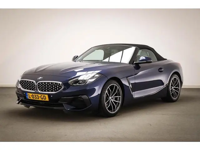 BMW Z4 Roadster sDrive20i High Executive | SAFETY / AUDIO MEDIA / STOELEN / PARKING- PACK | STUURVER...