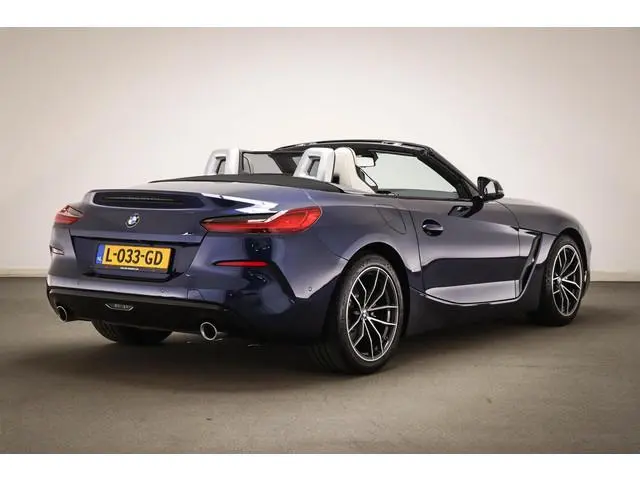 BMW Z4 Roadster sDrive20i High Executive | SAFETY / AUDIO MEDIA / STOELEN / PARKING- PACK | STUURVER...