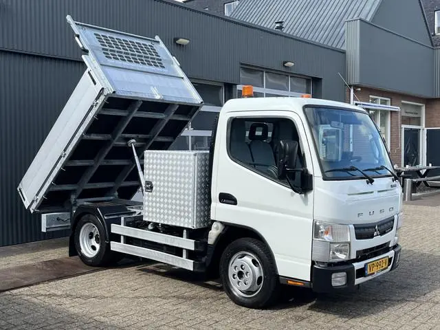 FUSO Canter 3S13 Kipper Openlaadbak Pick-up Airco 3-Persoons Achterruitrij camera Lier Gereedschapsk...