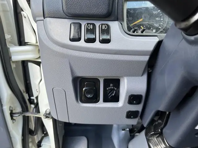 FUSO Canter