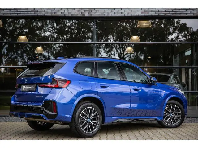 BMW X1 1.5 xDrive25e M-Sport , Navigatie, M-sportpakket, Achteruitrijcamera, Stoelverwarming,