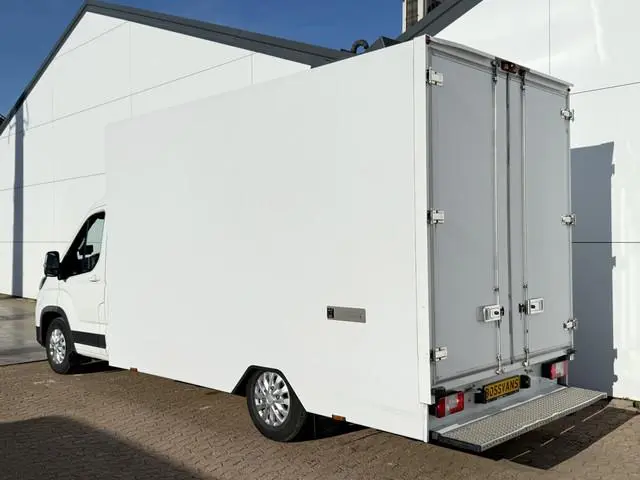 Maxus eDeliver9