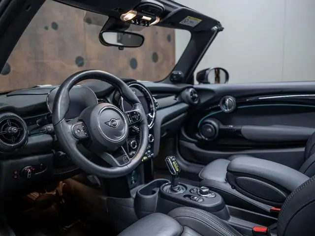 Mini Cabrio