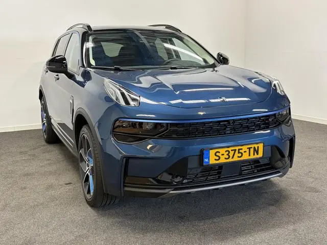 Lynk & Co 01