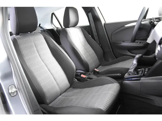 Opel Corsa 1.2 Edition *1ste Eigenaar*Navigatie*PDC*Carplay*
