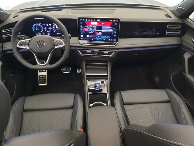 Volkswagen Tiguan 1.5 eHybrid 272pk DSG/AUT R-Line Wegklapbare trekhaak, Panoramadak, Harman/Kardon,...