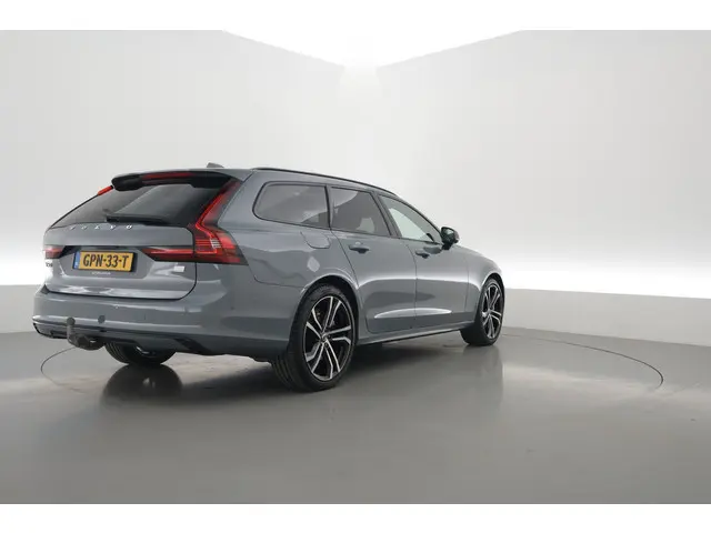 Volvo V90 2.0 T6 Plug-in hybrid AWD Plus Dark | S/K-dak | Harman/Kardon | Elek. trekhaak | Memory |...