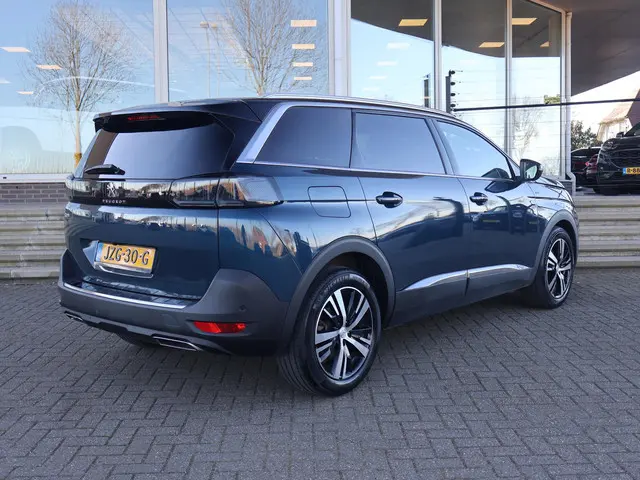 Peugeot 5008 1.2 HYBRID 145 PK AUT. GT 7-PERS. + FOCAL AUDIO | STOELVERW. | ADAPTIVE CRUISE | CAMERA...