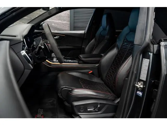Audi RS Q8 4.0 TFSI Quattro *Bang & Olufsen / Standkachel / Stoelventilatie / Soft-Close / RS-Sportu...