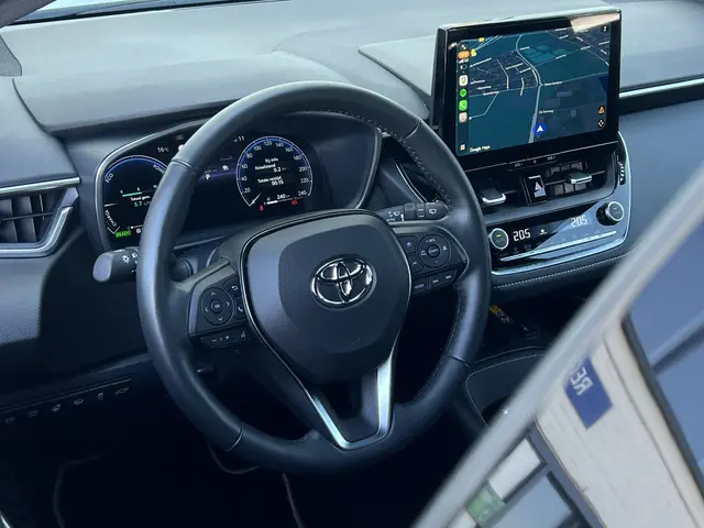 Toyota Corolla Touring Sports