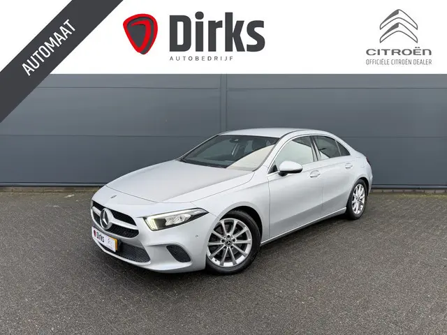Mercedes-Benz A-klasse 220 Advantage (Trekhaak - Automatische Airco - Navigatie - LED - Stoelverwarm...