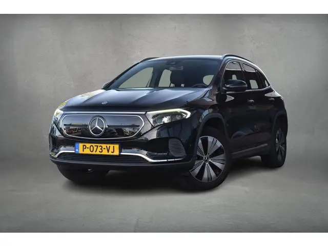 Mercedes-Benz EQA 250 Business Solution AMG 67 kWh | Apple CarPlay | Stoelverwarming | Half Leer