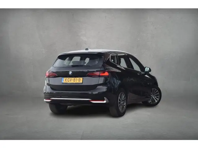 BMW 2-serie Active Tourer 218i | Leer | Camera | Apple CarPlay