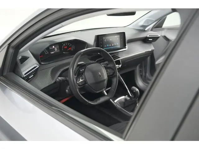Peugeot 208 PureTech 75 Active Pack | Navigatie | Parkeersensoren | Apple Carplay | Allseason Banden