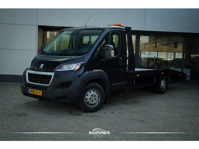 Peugeot Boxer 335 2.2 BlueHDi 165 L3H2 Pro / Oprijwagen / Autotransport / 1290 kg laadgewicht / Luch...