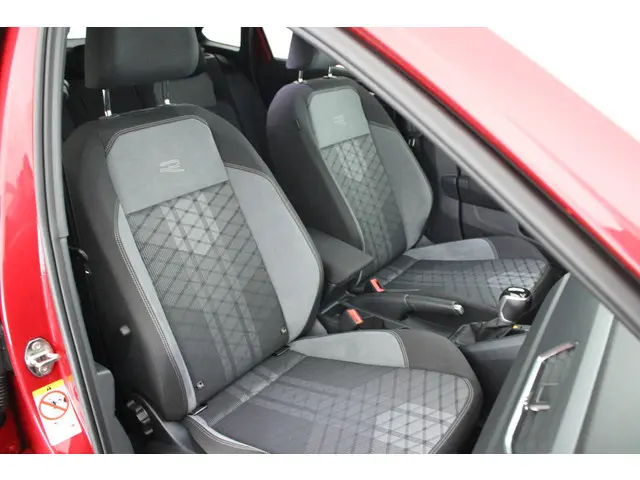 Volkswagen Taigo 1.0 TSI 116pk DSG 2x R-Line Camera Stoelverwarming Keyless Virtual Cockpit Carplay