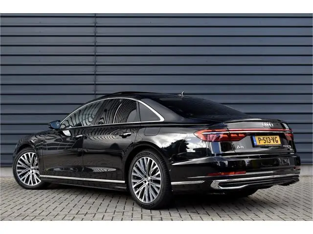 Audi A8 60 TFSI e Quattro | Panorama | TV-schermen | Massage V+A | B&O | Matrix | 360 Camera | Head-...