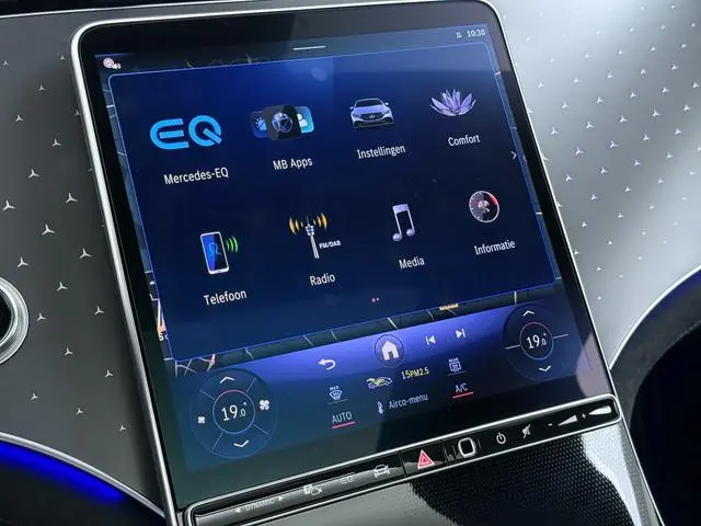 Mercedes-Benz EQE