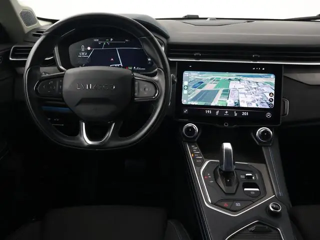 Lynk & Co 01 1.5 PHEV 261 PK BLACK PACK + TREKHAAK | 360 CAMERA | 20 INCH ZWARTE VELGEN | PANORAMA