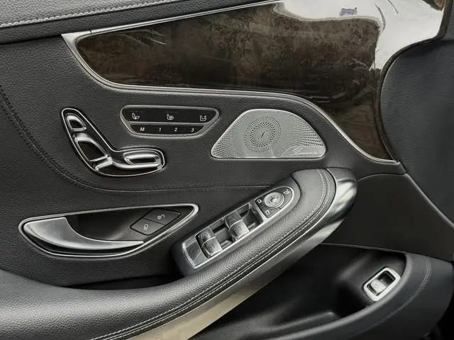 Mercedes-Benz S-Klasse
