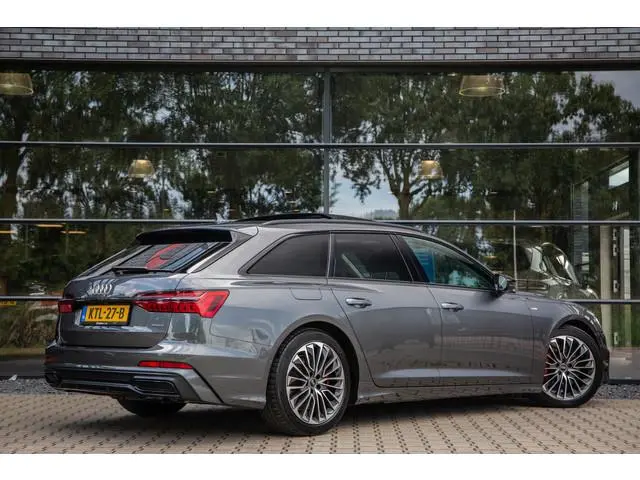Audi A6 Avant 55 TFSI e quattro Competition , S-Line, Panoramadak, B&O, HUD, 3D-camera,